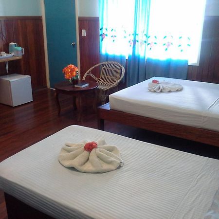 Rekona Lodge غيزو الغرفة الصورة